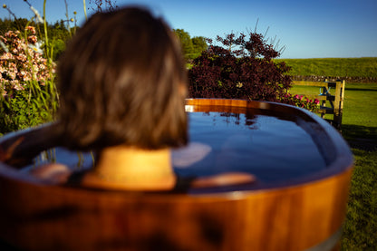 2 Person WOODEN ICE TUB & COOLER UNIT